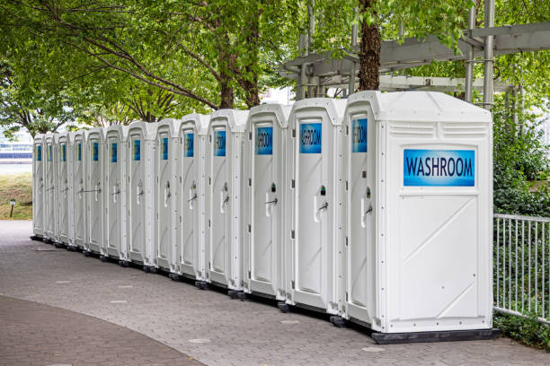 Best Luxury portable toilet rental  in Spencer, IN